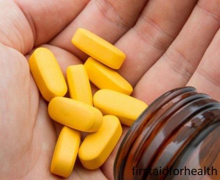 Vitamin-B1-B6-and-B12-tablets